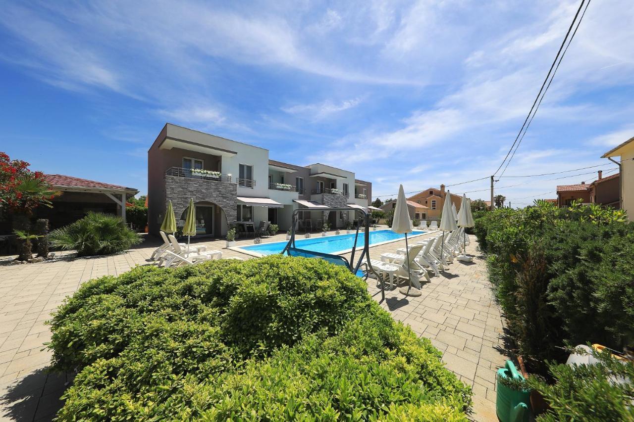 Apartments Punta Privlaka  Bagian luar foto