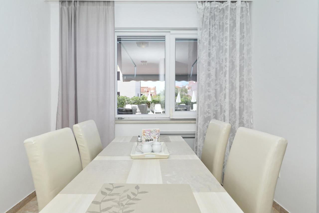 Apartments Punta Privlaka  Bagian luar foto